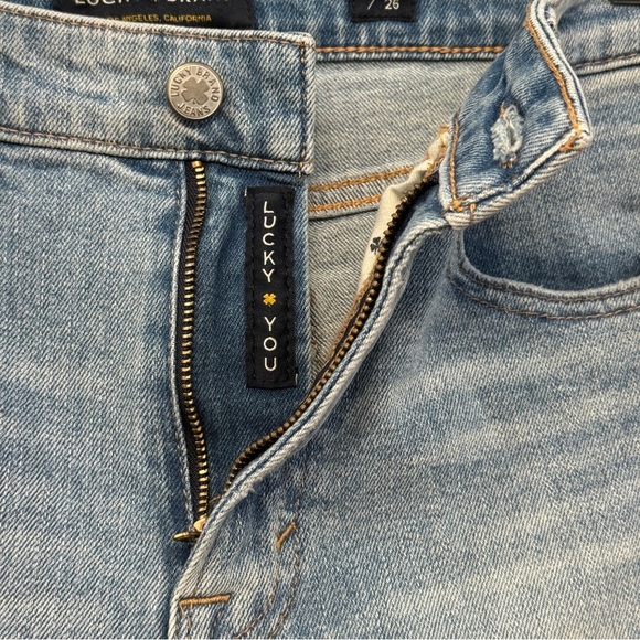 Lucky Brand Bridgette High Rise Bootcut Jeans Size 2 / 26 Light Wash Slit Hem - Picture 4 of 9